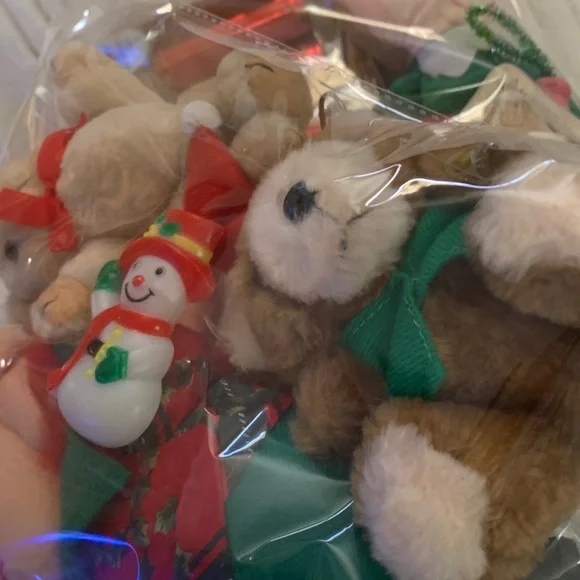 Christmas Elf/Bear/candle clips Ornament decor❗️I’m listing many lil bundles❗️ - Picture 17 of 17